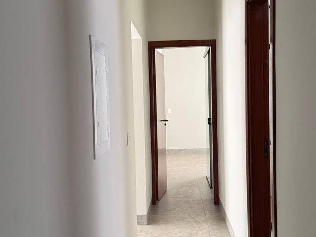 #EV0003 - Casa para Venda em Araguari - MG
