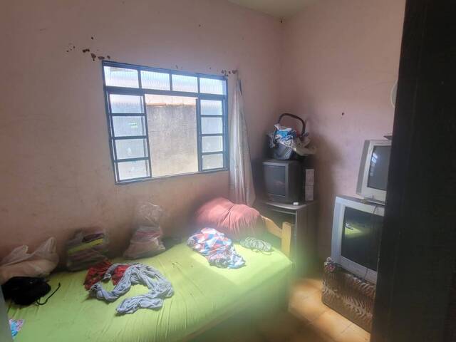 #EV0013 - Casa para Venda em Araguari - MG