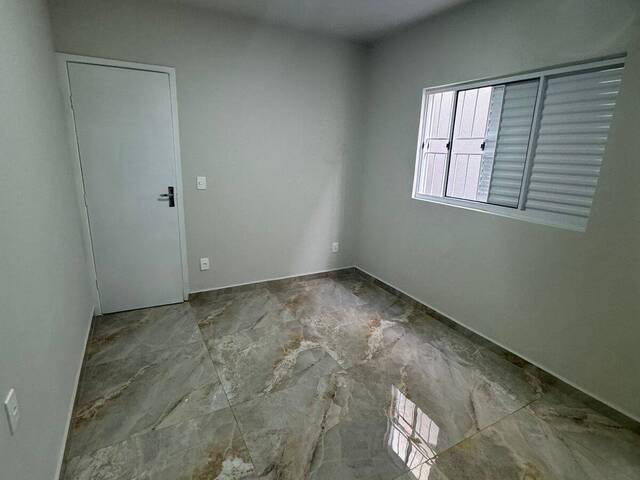 #EV0017 - Casa para Venda em Araguari - MG