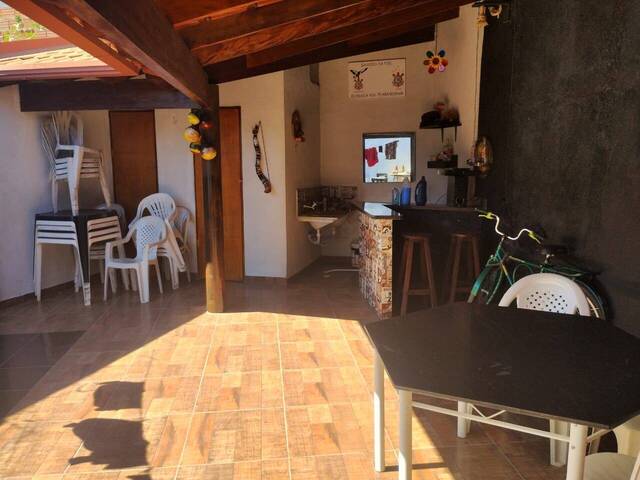 #EV0039 - Casa para Venda em Araguari - MG - 2