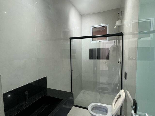 #EA0009 - Casa para Venda em Araguari - MG - 1