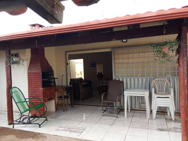 #EV0077 - Casa para Venda em Araguari - MG - 1