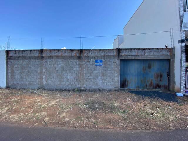 #EV0087 - Terreno para Venda em Araguari - MG - 1