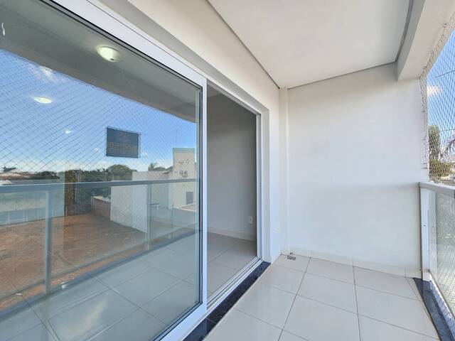 #EV0086 - Apartamento para Venda em Araguari - MG - 2