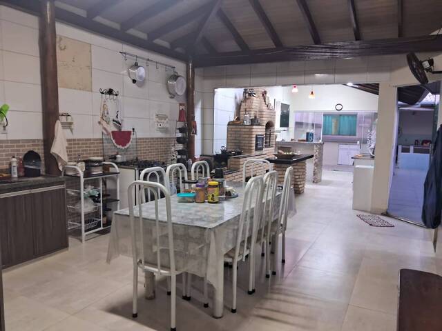 #EV0104 - Apartamento para Venda em Araguari - MG