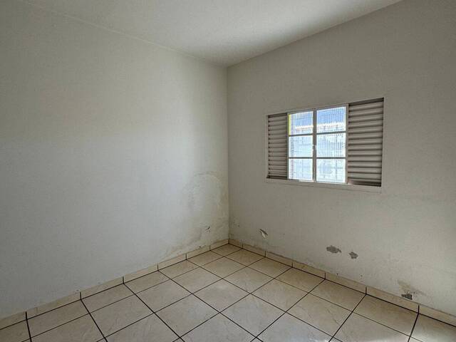 #EV0106 - Casa para Venda em Araguari - MG - 3