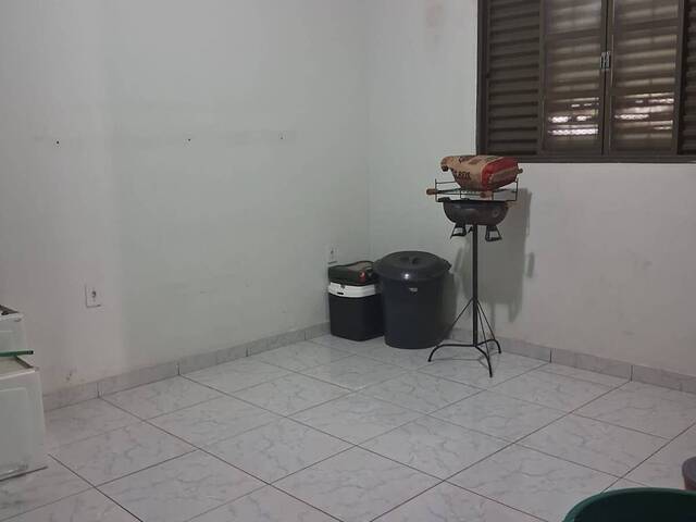 #EV0108 - Casa para Venda em Araguari - MG - 3