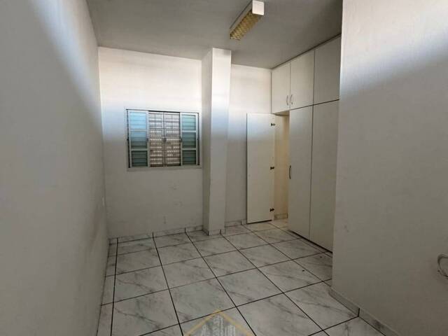 #EV0113 - Apartamento para Venda em Araguari - MG - 2