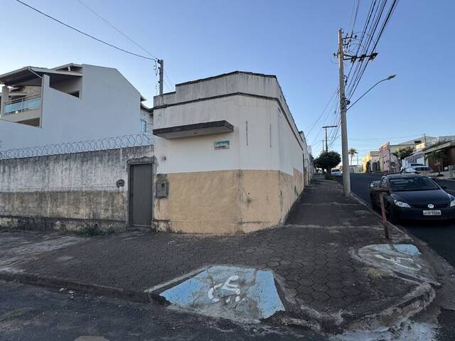 #EV0114 - Sala para Venda em Araguari - MG - 1