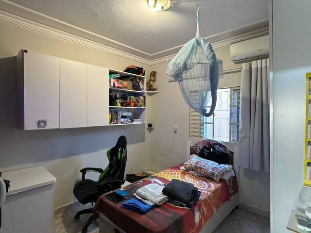 #EV0115 - Casa para Venda em Araguari - MG - 3