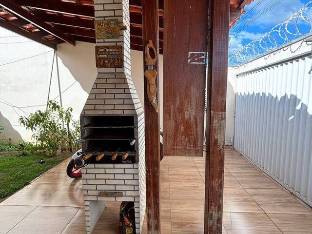 #EV0116 - Casa para Venda em Araguari - MG - 3