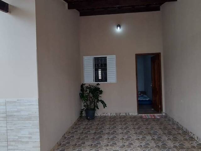 #EV0118 - Casa para Venda em Araguari - MG - 1