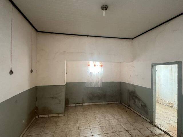 #EV0140 - Casa para Venda em Araguari - MG - 3