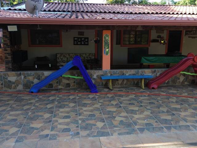 #EV0147 - Casa para Venda em Araguari - MG - 2