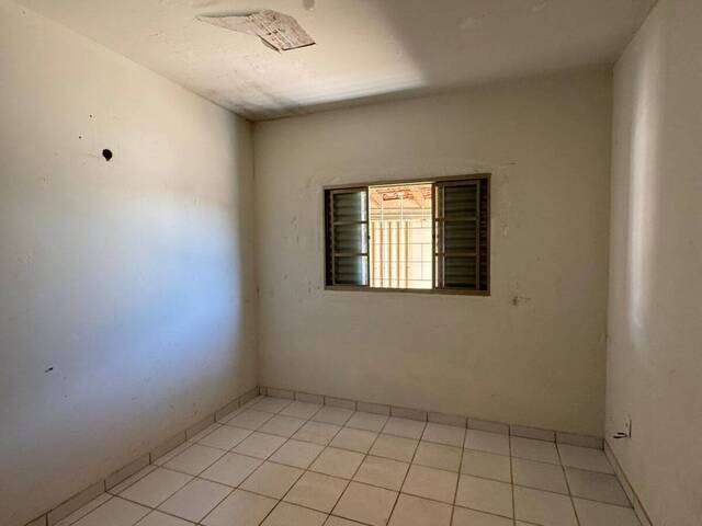 #EV0149 - Casa para Venda em Araguari - MG - 2