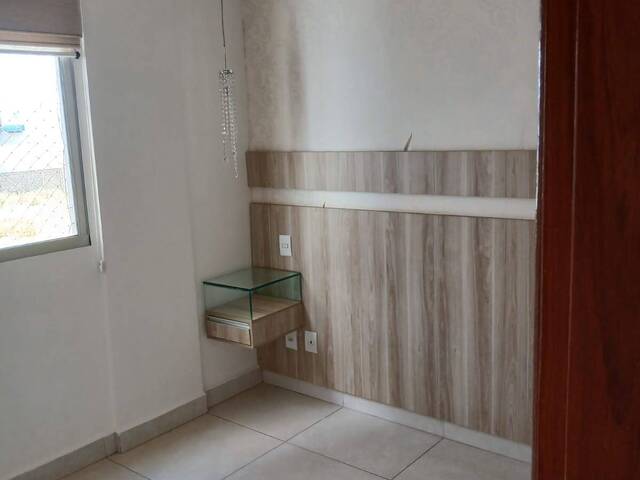 #EV0152 - Apartamento para Venda em Araguari - MG - 2
