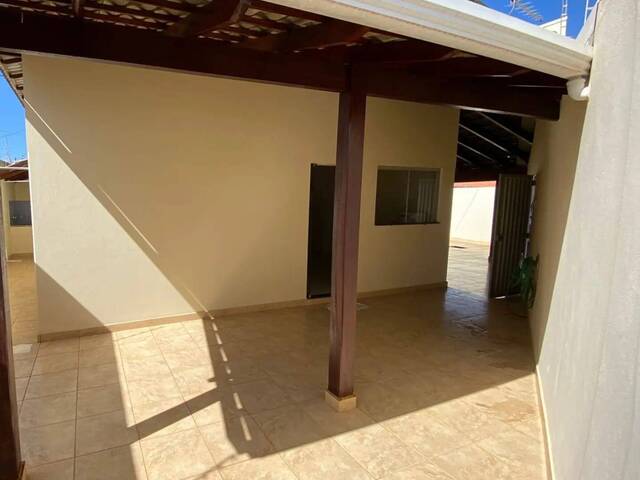 #EV0159 - Casa para Venda em Araguari - MG - 3