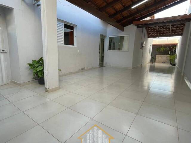 #EV0163 - Casa para Venda em Araguari - MG - 3