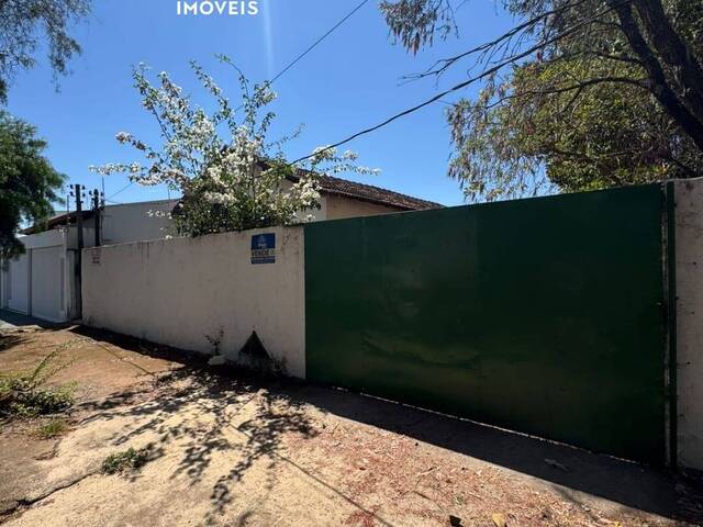 #EV0164 - Casa para Venda em Araguari - MG